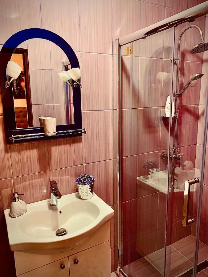 Casa Iris Center Hotell Sibiu Eksteriør bilde